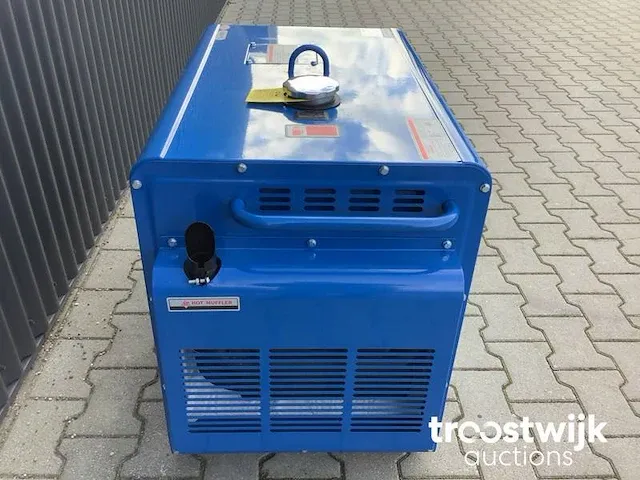 Stroomgenerator / aggregaat diesel - afbeelding 10 van  12