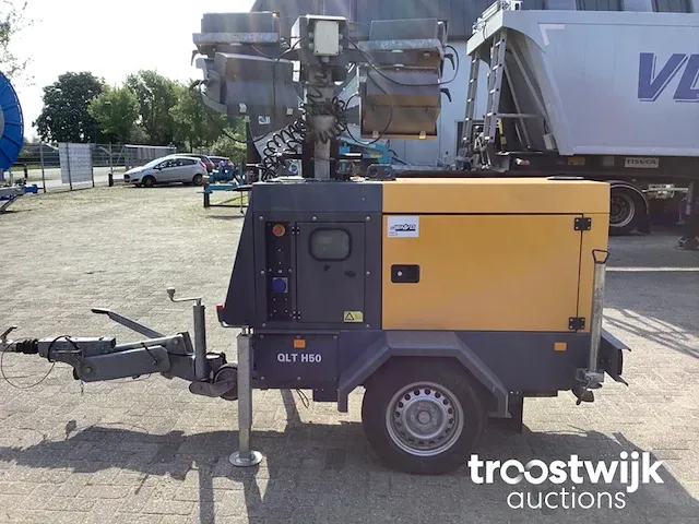 Stroomgenerator + lichtmast - afbeelding 3 van  8