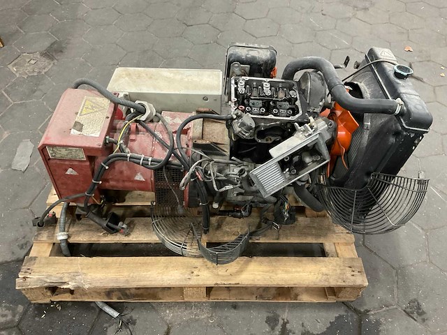 Stroomgenerator - afbeelding 3 van  6