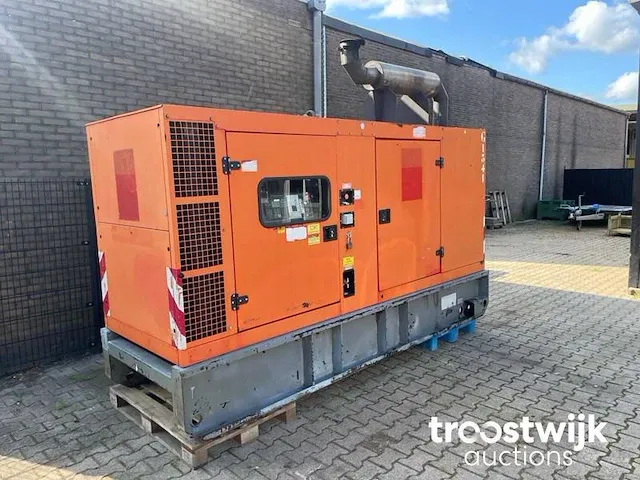 Stroomgenerator - afbeelding 1 van  5