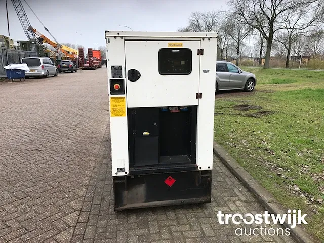 Stroomgenerator - afbeelding 6 van  10