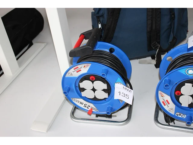 Stroomhaspel brennenstuhl 25 meter. - afbeelding 1 van  2