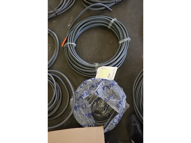 Stroomkabels, diverse soorten en maten o.a. 2x6 en 3x6 - afbeelding 2 van  16