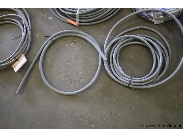 Stroomkabels, diverse soorten en maten o.a. 2x6 en 3x6 - afbeelding 3 van  16