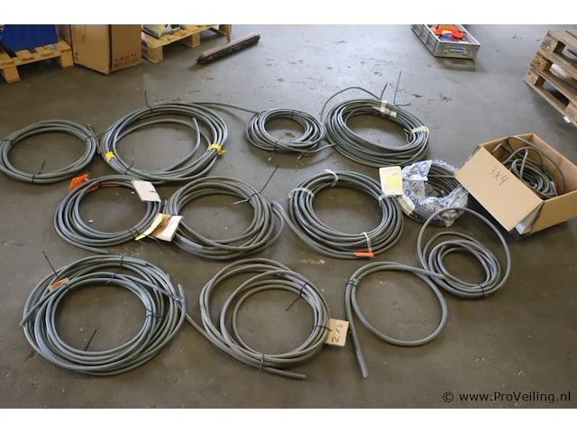 Stroomkabels, diverse soorten en maten o.a. 2x6 en 3x6 - afbeelding 1 van  16