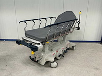 Stryker - big wheel - emergency stretcher - afbeelding 1 van  4