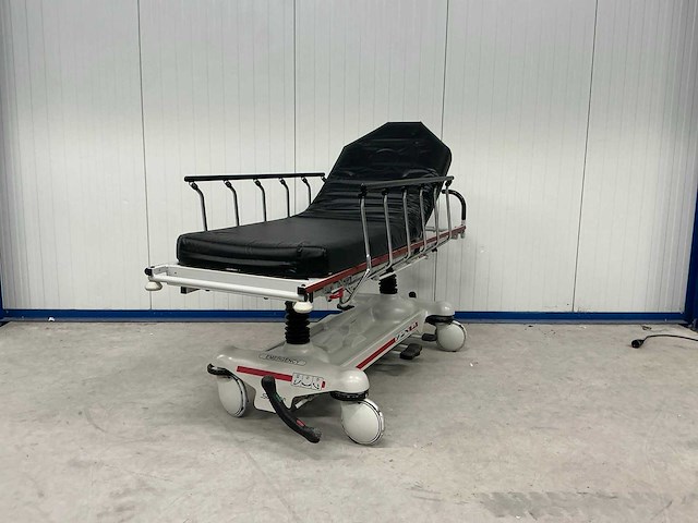 Stryker - emergency stretcher - brancard - afbeelding 1 van  3
