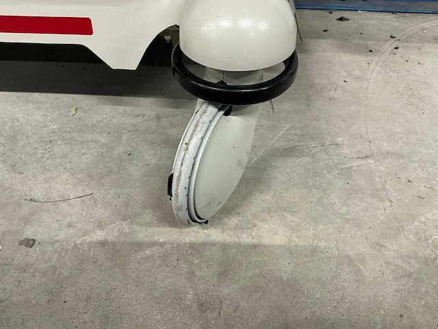 Stryker - emergency stretcher - brancard - afbeelding 3 van  3