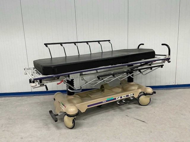 Stryker - stretcher - brancard - afbeelding 2 van  4