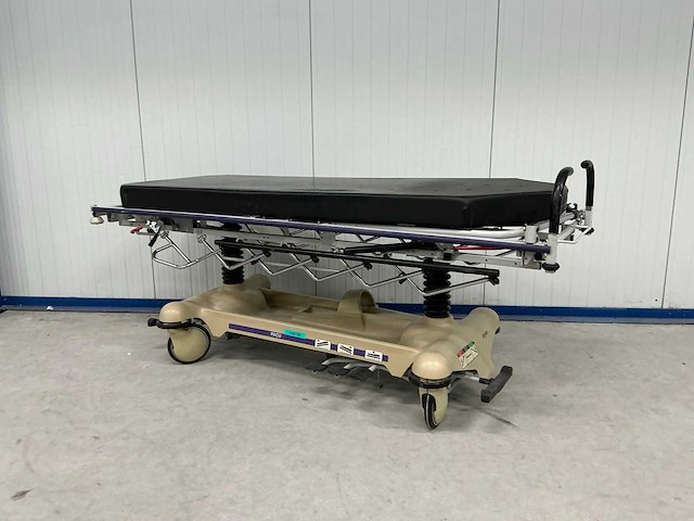 Stryker - stretcher - brancard - afbeelding 3 van  4