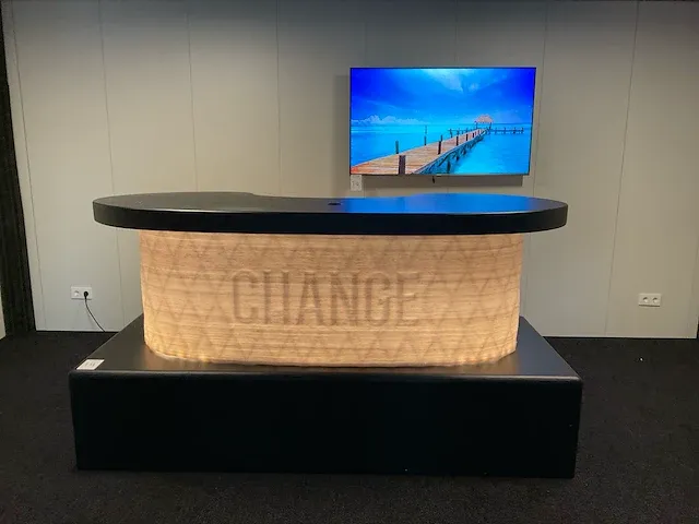 Studio presentatie meubel - afbeelding 1 van  5