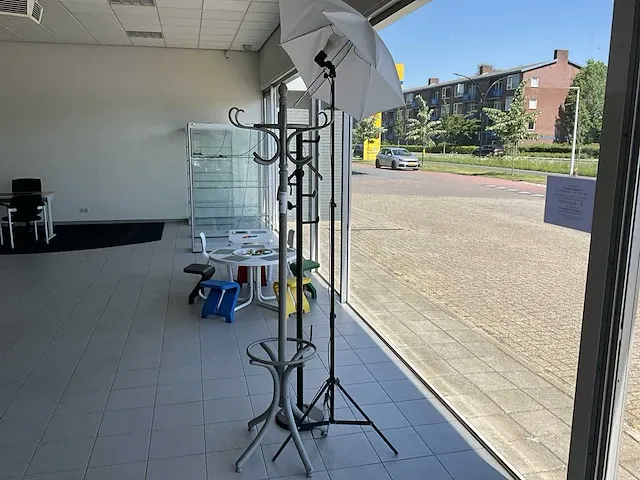 Studio verlichting & kapstok - afbeelding 1 van  2