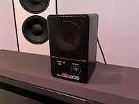 Studiotafel met audio apparatuur - afbeelding 5 van  18