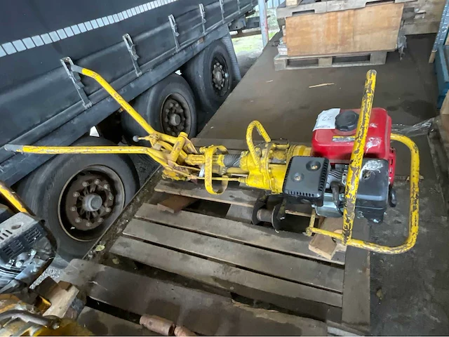 Stumec kraagschroefmachine - afbeelding 5 van  5