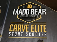 Stuntstep maddgear carve elite. - afbeelding 2 van  2