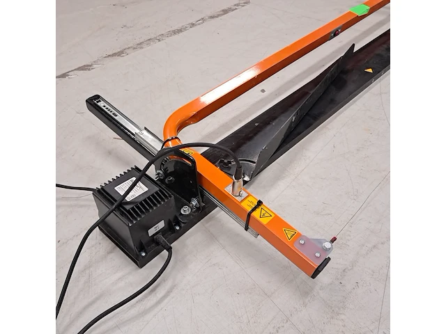 Styropor snijmachine 1020mm 230v, maitool, aluboy 2017, 2020 - afbeelding 6 van  10