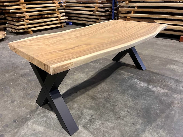 Suar boomstam tafel 200 cm. - afbeelding 1 van  3
