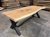 Suar boomstam tafel 220 cm. - afbeelding 1 van  3