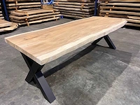Suar boomstam tafel 240 cm. - afbeelding 1 van  3