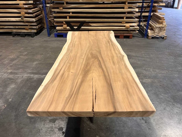 Suar boomstam tafel 240 cm. - afbeelding 3 van  3
