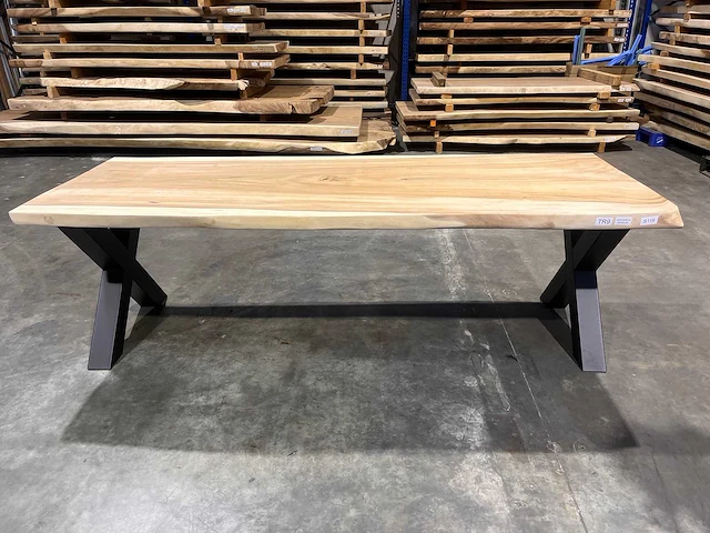 Suar boomstam tafel 240 cm. - afbeelding 3 van  3