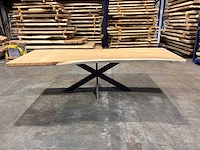 Suar boomstam tafel 260 cm. - afbeelding 1 van  5