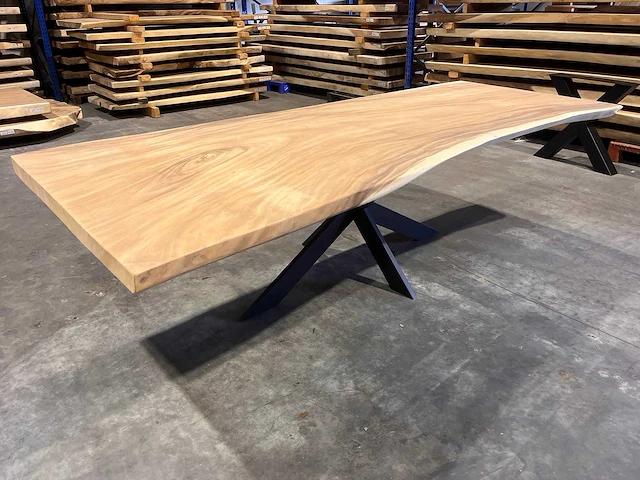 Suar boomstam tafel 260 cm. - afbeelding 5 van  5