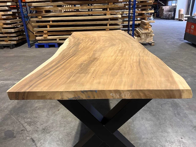Suar boomstam tafel 260 cm. - afbeelding 3 van  4
