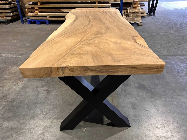 Suar boomstam tafel 280 cm. - afbeelding 3 van  4