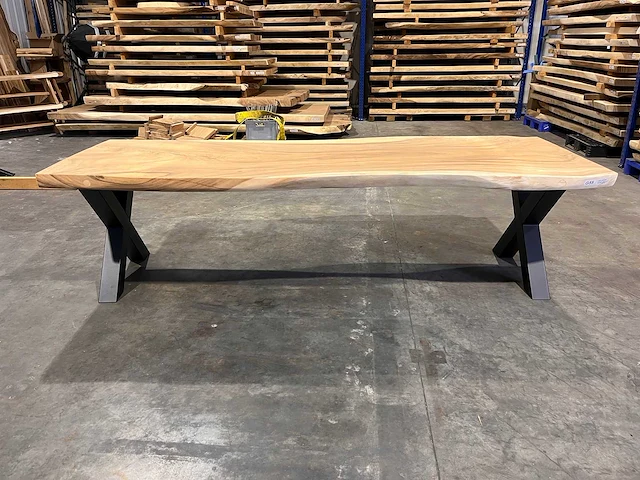 Suar boomstam tafel 280 cm. - afbeelding 4 van  4
