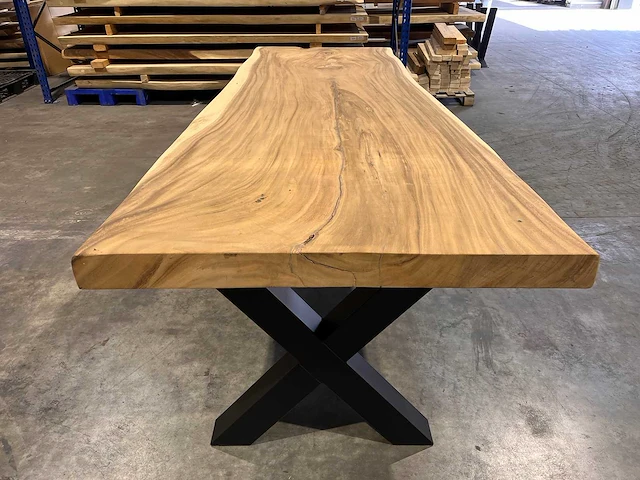 Suar boomstam tafel 280 cm. - afbeelding 4 van  4