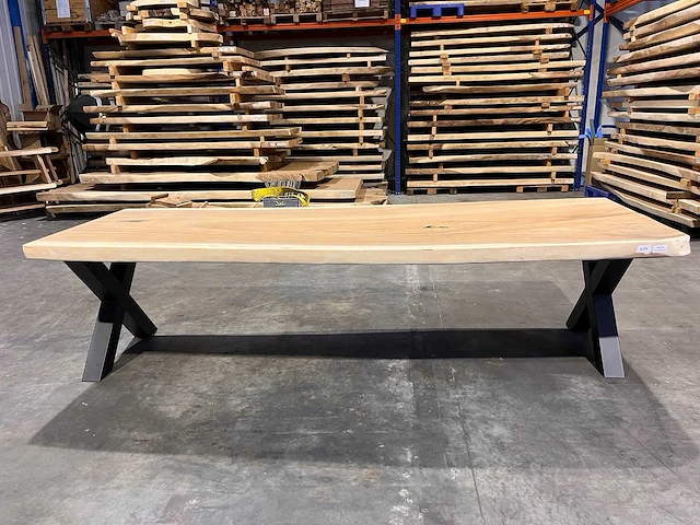 Suar boomstam tafel 300 cm. - afbeelding 2 van  4
