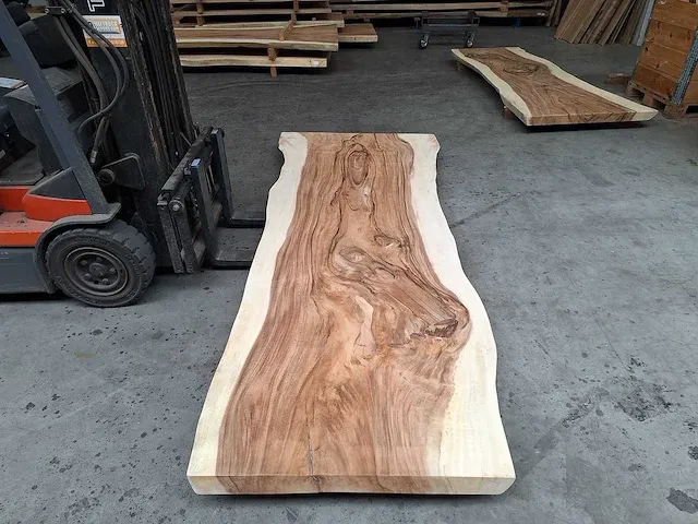 Suar boomstam tafelblad 300 cm - afbeelding 3 van  3