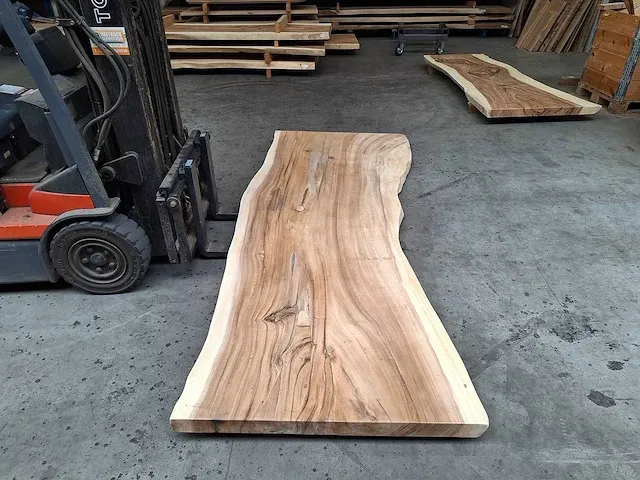Suar boomstam tafelblad 300 cm - afbeelding 3 van  3