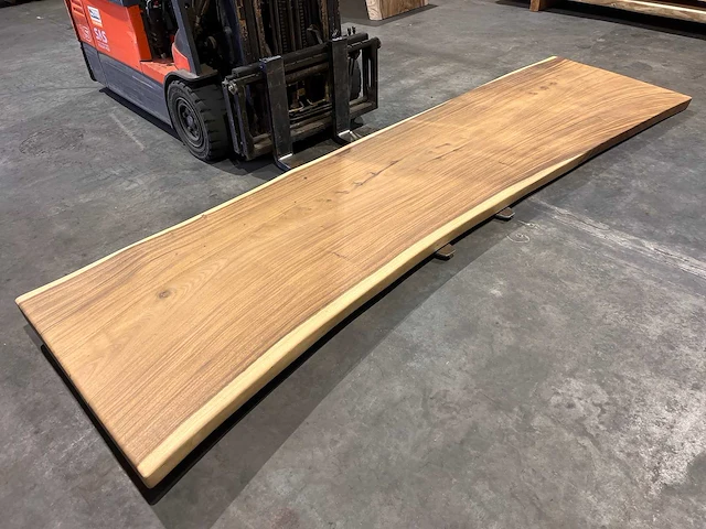 Suar boomstam tafelblad 350 cm. - afbeelding 3 van  3