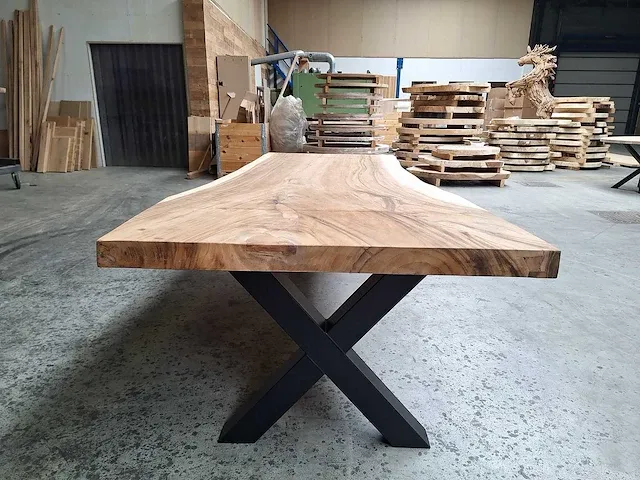 Suar boomstamtafel 260 cm. - afbeelding 5 van  5