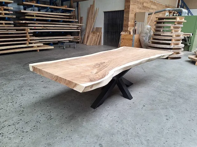 Suar boomstamtafel 260 cm. - afbeelding 4 van  5