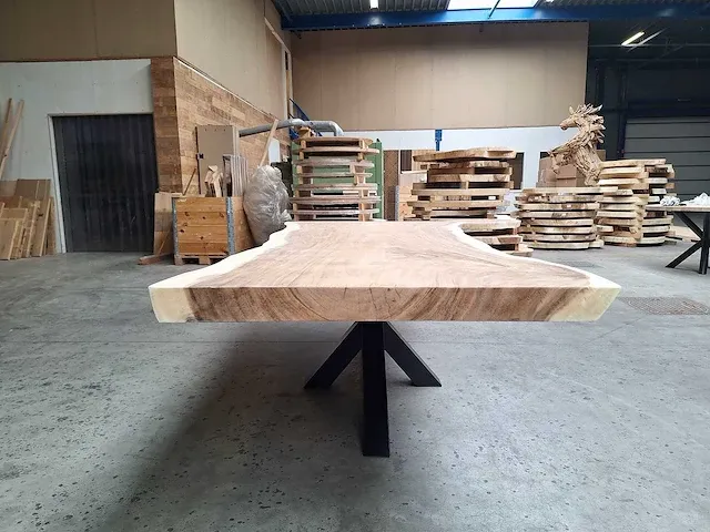 Suar boomstamtafel 260 cm. - afbeelding 5 van  5
