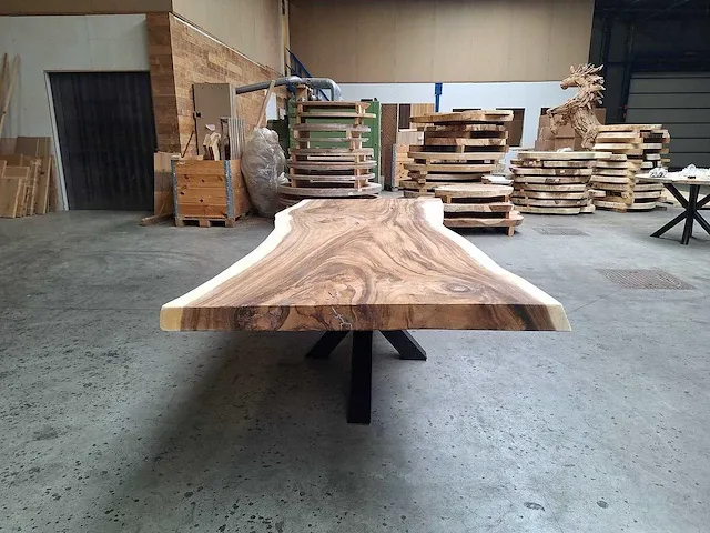 Suar boomstamtafel 260 cm. - afbeelding 5 van  5