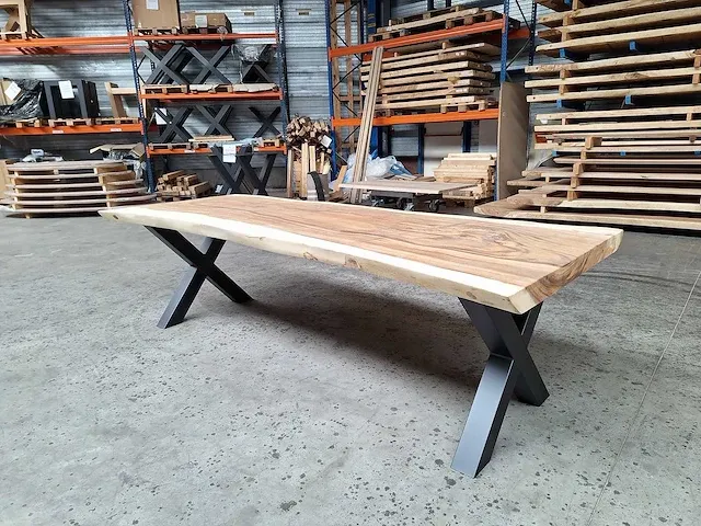 Suar boomstamtafel 280 cm. - afbeelding 1 van  5