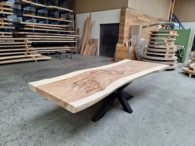 Suar boomstamtafel 280 cm. - afbeelding 4 van  5
