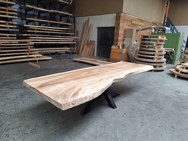 Suar boomstamtafel 300 cm. - afbeelding 4 van  5