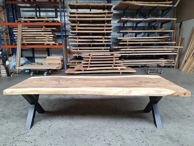 Suar boomstamtafel 300 cm. - afbeelding 2 van  5