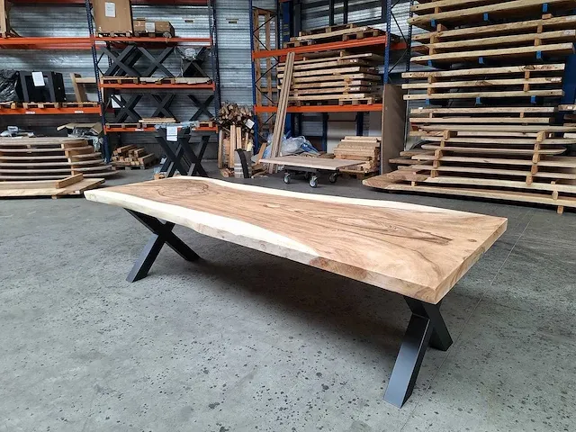 Suar boomstamtafel 300 cm. - afbeelding 1 van  5
