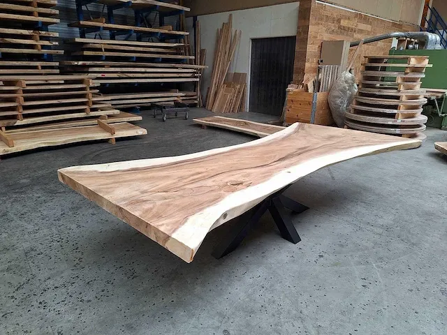 Suar boomstamtafel 300 cm. - afbeelding 4 van  5