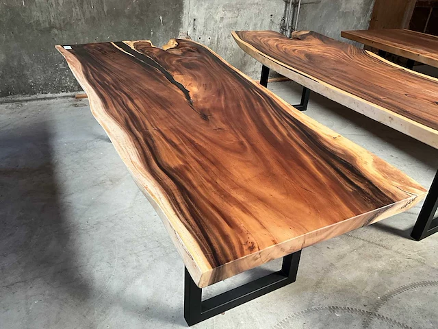 Suar eetkamertafel 260cmx115x6cm - afbeelding 1 van  3