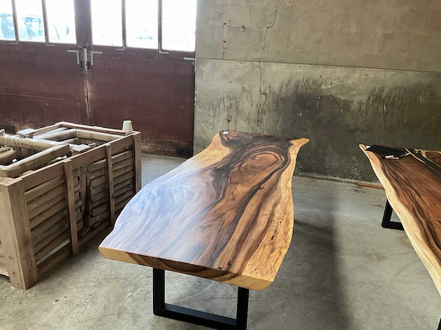 Suar eetkamertafel 270cmx100x5.5cm - afbeelding 2 van  4