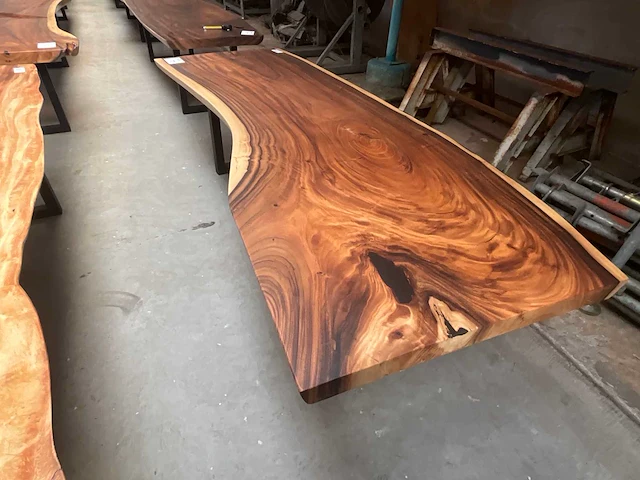 Suar eetkamertafel 275x100x6cm - afbeelding 1 van  3
