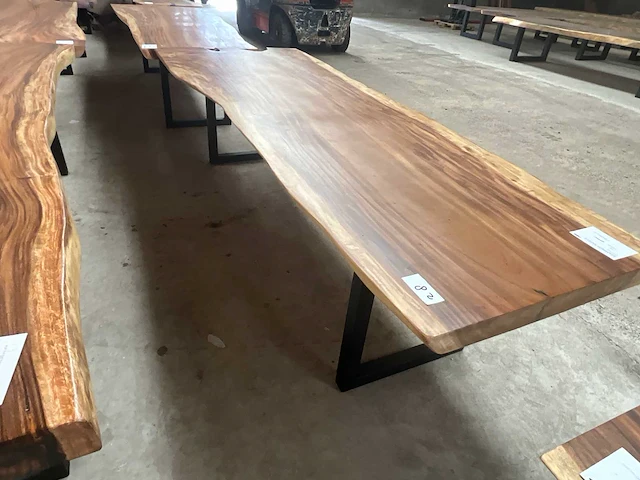 Suar eetkamertafel 305x95x7,5cm - afbeelding 2 van  3