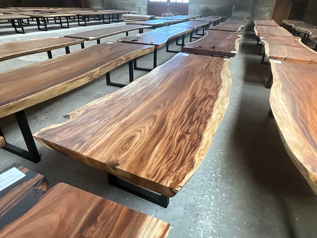 Suar eetkamertafel 305x95x7cm - afbeelding 1 van  3